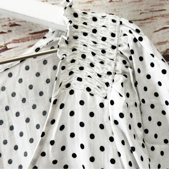 TORRID Polka Dot Puff Sleeve Blouse Sz 1 - Picture 6 of 10